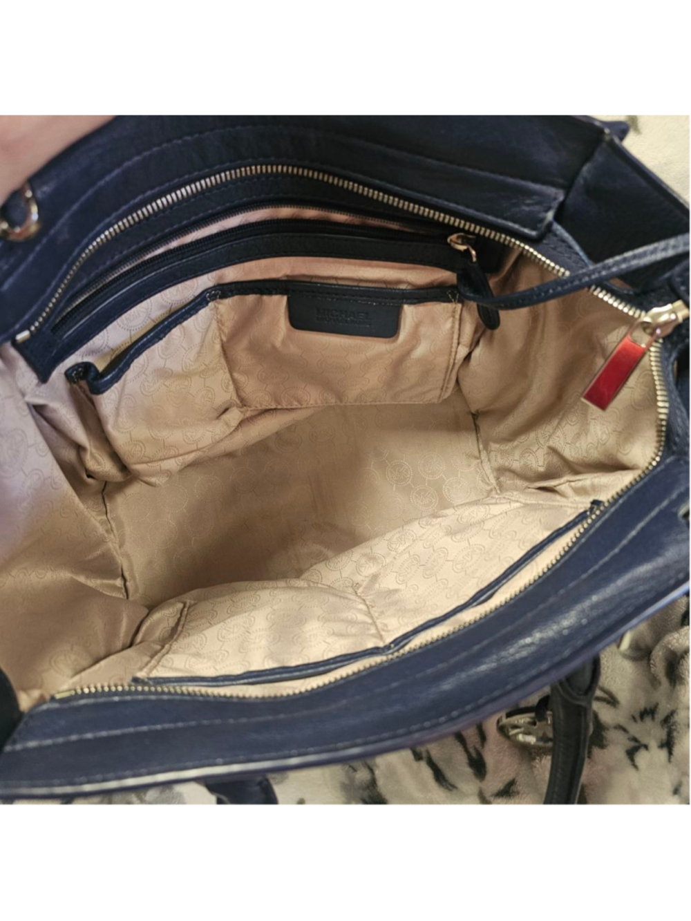 Michael Kors Sutton Medium Navy Blue Leather Satchel - Excellent Condition - Picture 10 of 10